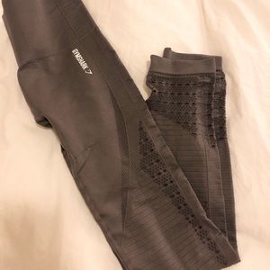 • gymshark leggings •